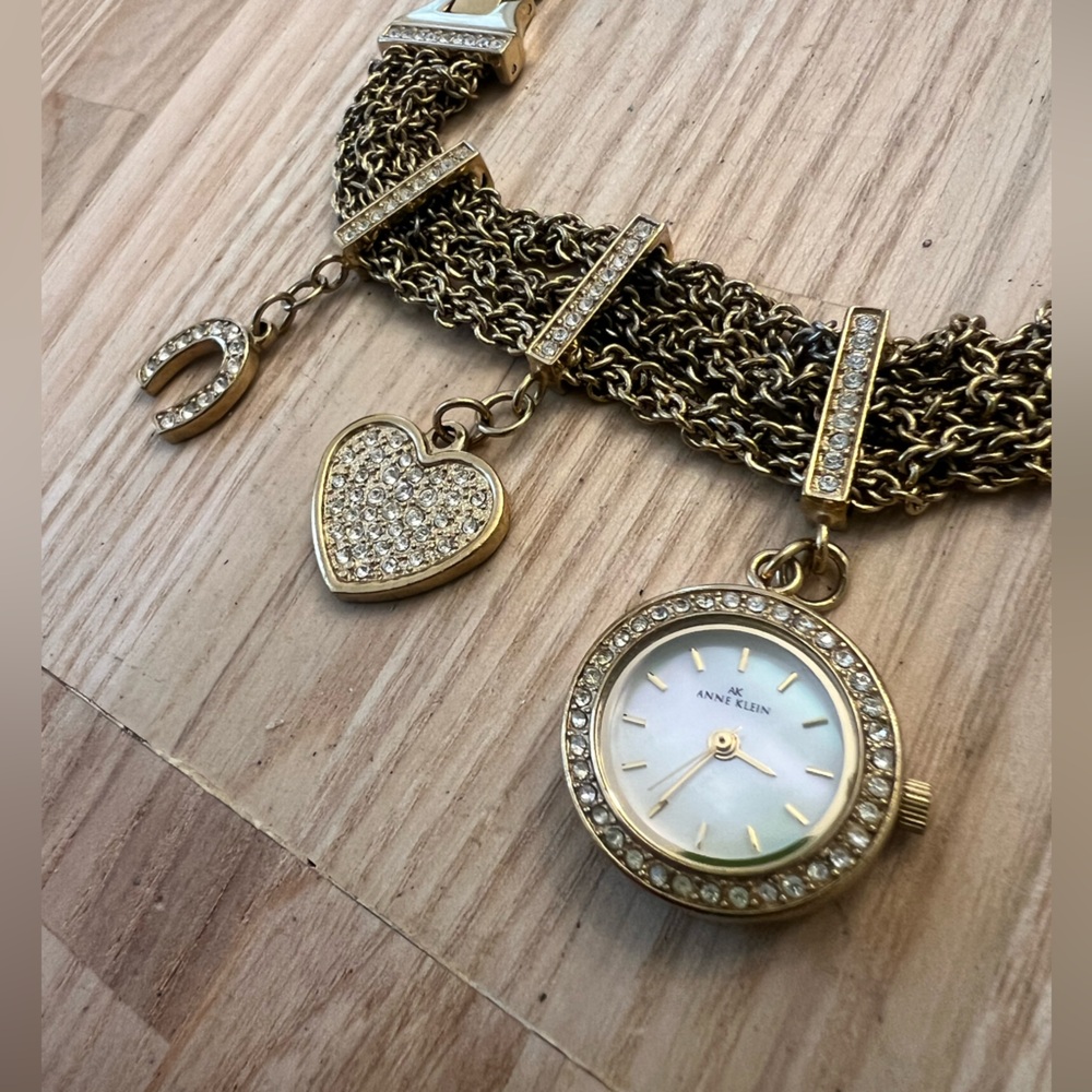 Anne Klein Gold Tone & Rhinestones Charm Bracelet bling watch NEW BATTERY - Picture 13 of 14